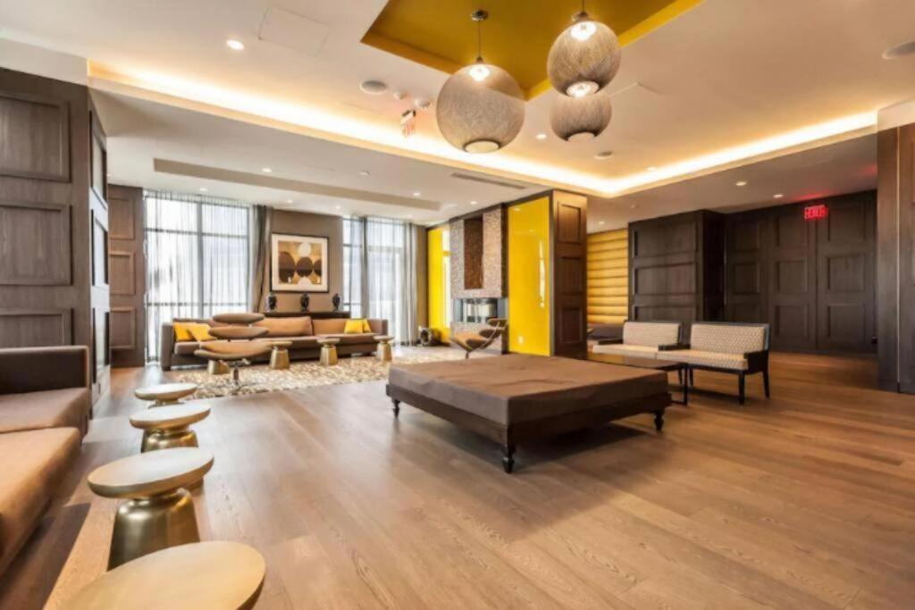 דירות טורונטו Metropolis Loft - Cn Tower מראה חיצוני תמונה